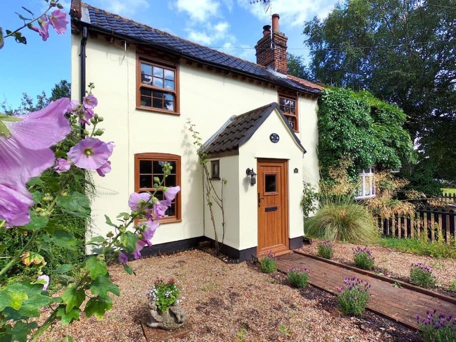 Rose Cottage, 2 Bedroom Cottage With Character, Near Southwold Wrentham Exterior foto